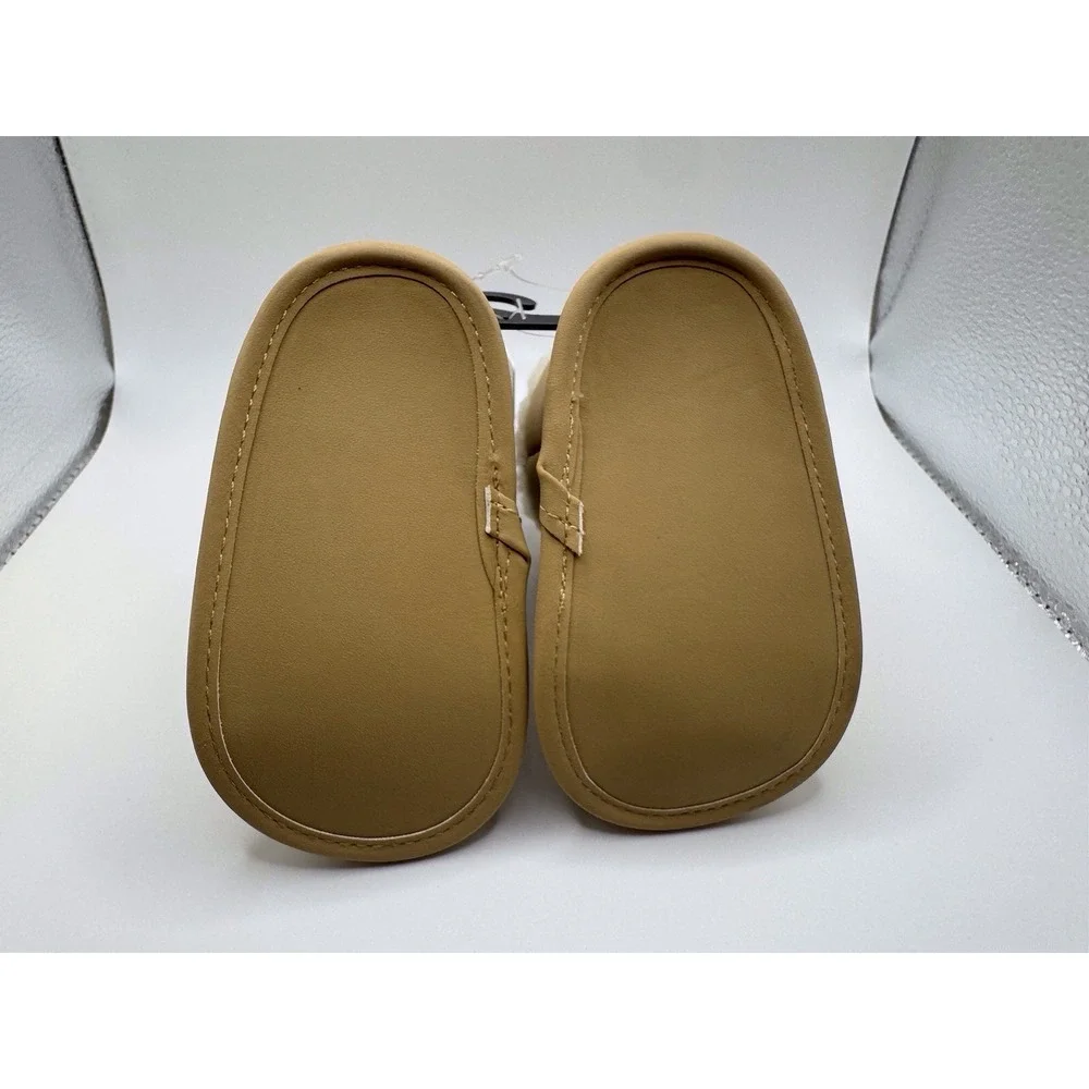 Carter's Child of Mine Baby Shoes NWT Infant Toddler Soft Sole Crib Shoes 0-3 M‎